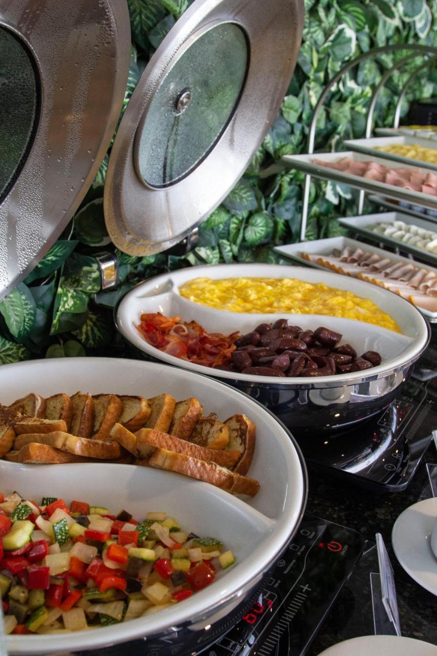 Tierra Viva Trujillo Hotel Ngoại thất bức ảnh